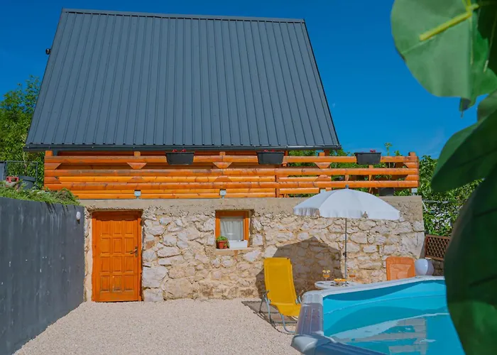 Sweet Cottage